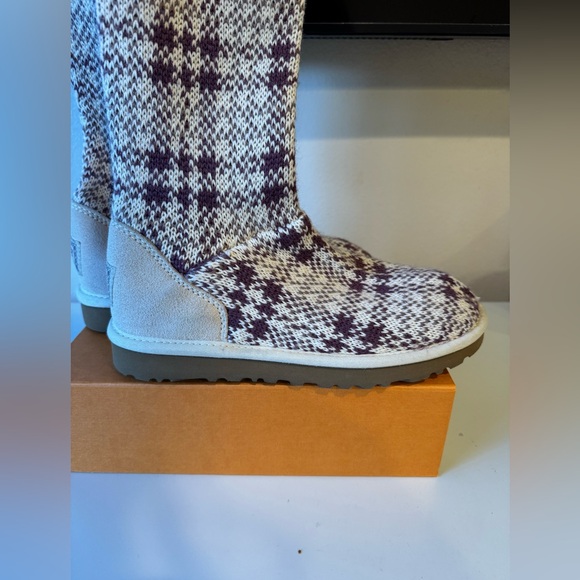 UGG Australia Purple Checkered Sock Boots Size 7 - Picture 7 of 10